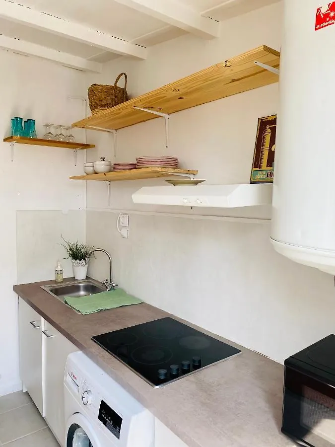 Maisonnette Climatisee A 35M De La Plage De La Capte Hyeres Villa Francia